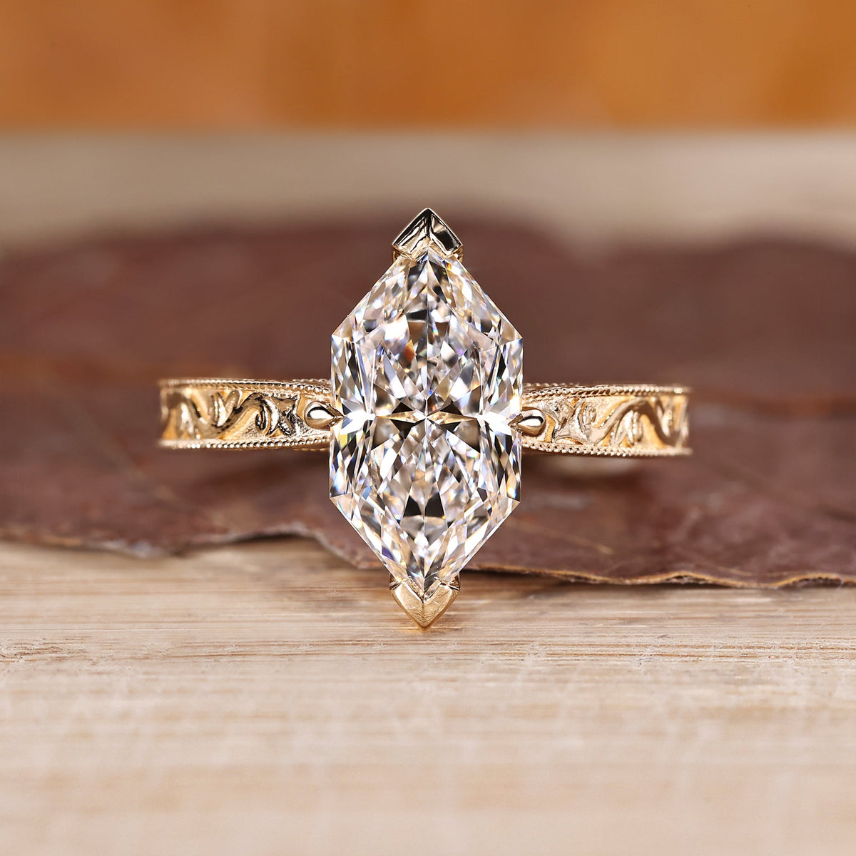Vintage Art Deco Dutch Marquise Ring