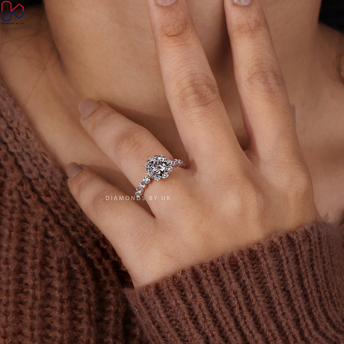 Round Diamond White Gold Halo Ring