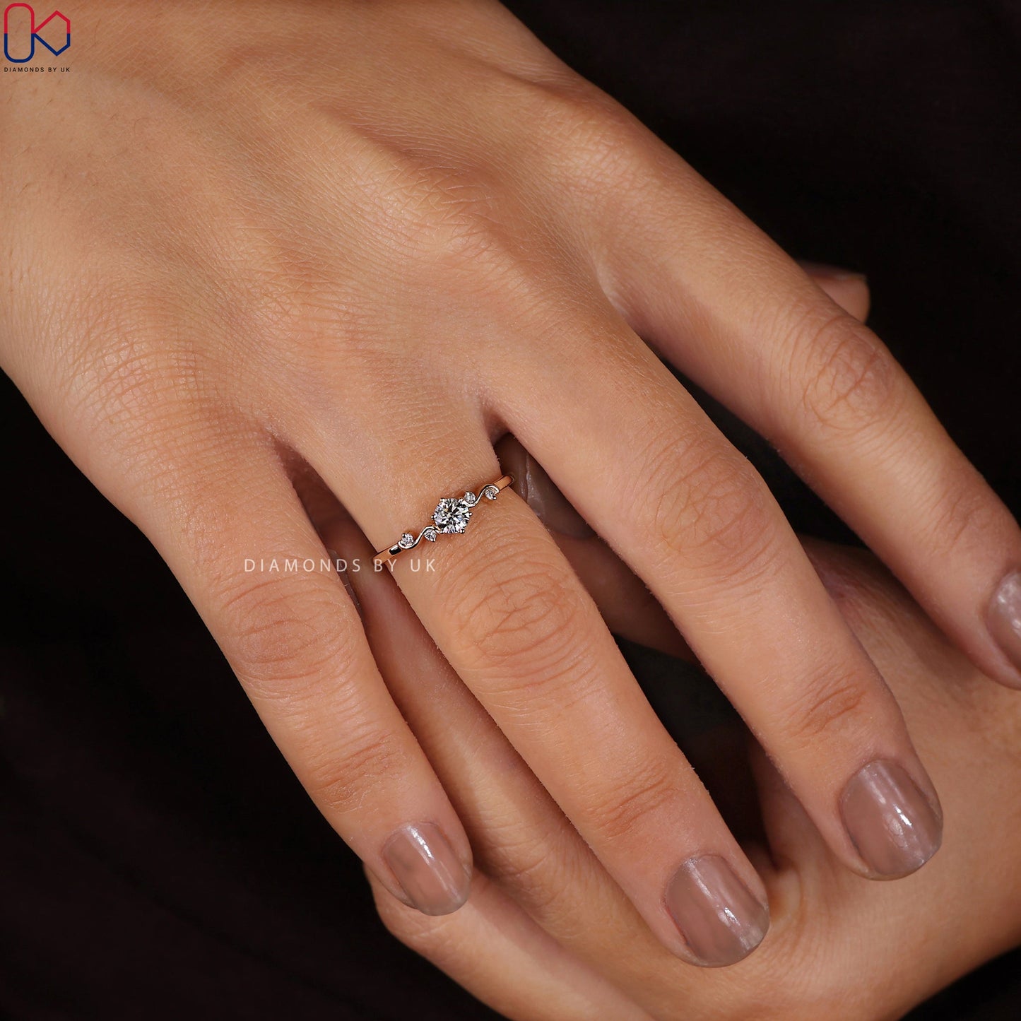 Lab Grown Diamond Ring - Round Cut