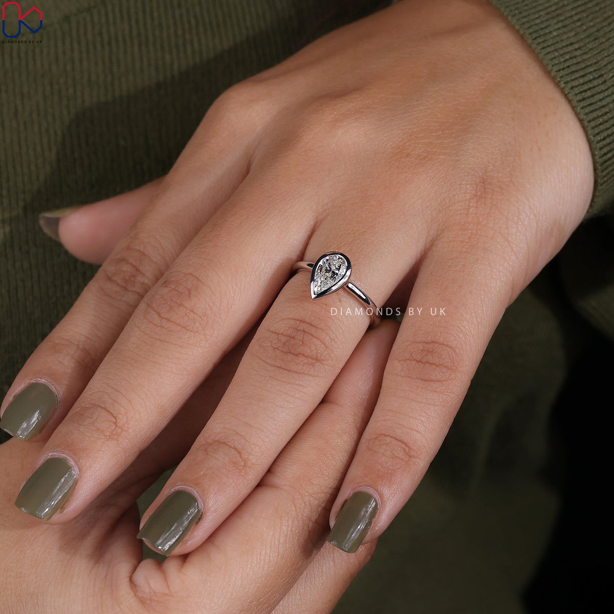 Bezel Setting Pear Cut Diamond Engagement Ring