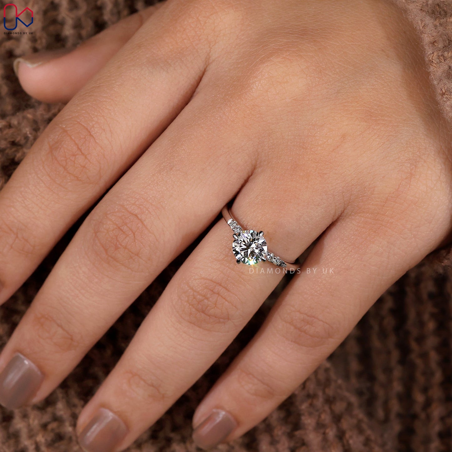 Round Cut Diamond Pave Engagement Ring