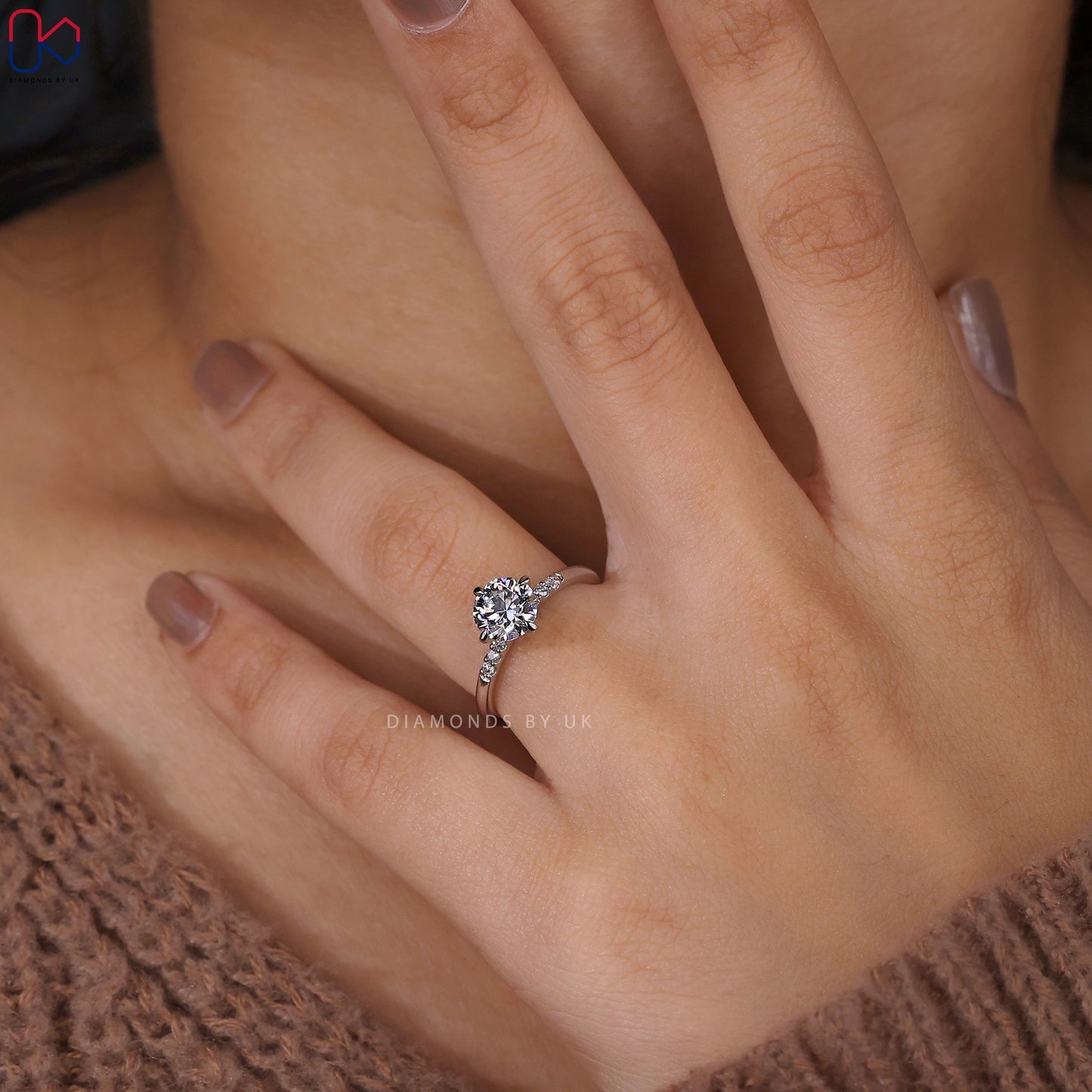 Round Cut Diamond Pave Engagement Ring