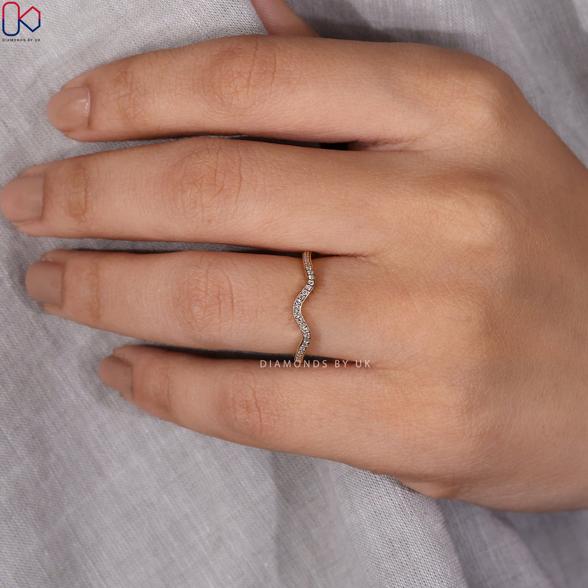Round Diamond Wave Eternity Band