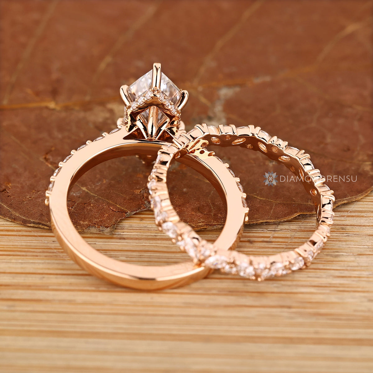 Dutch Marquise Wedding Ring With Round Pave Style