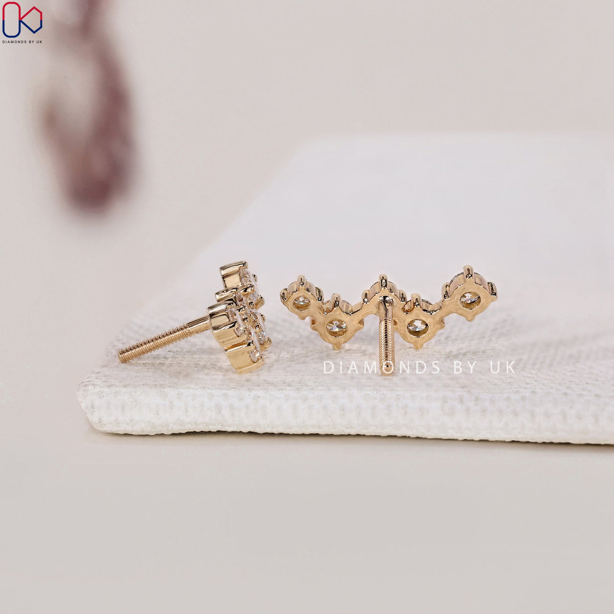 Round Diamond Earrings - Zig Zag Earrings