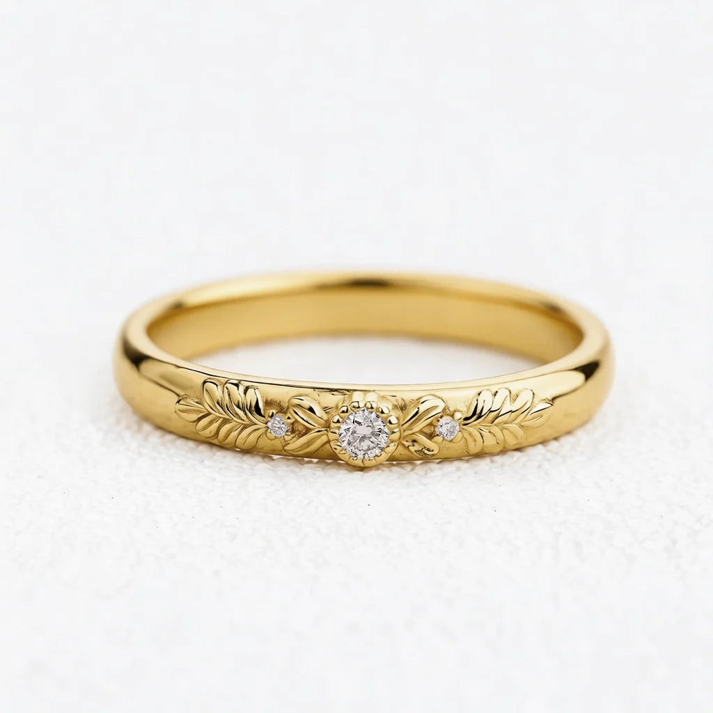 Ivy’s Wreath | Diamond Trio Wedding Band