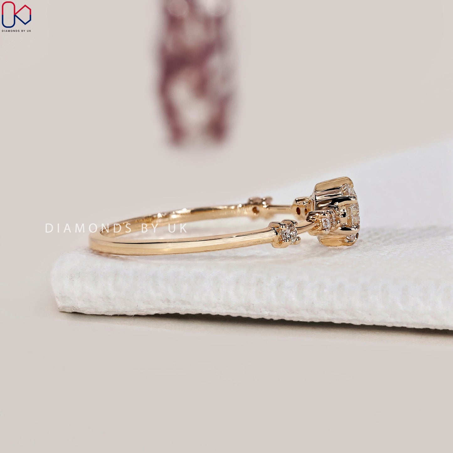 Round Cut Yellow Gold Diamond Ring