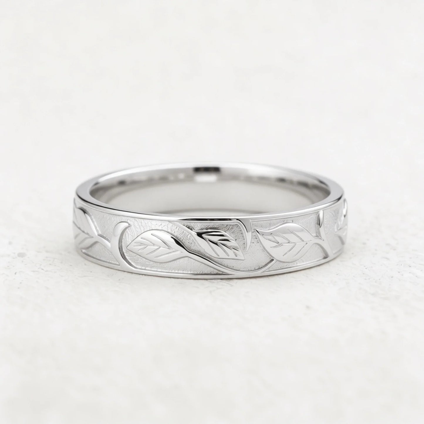 Apollo’s Laurel | Men’s Wedding Band