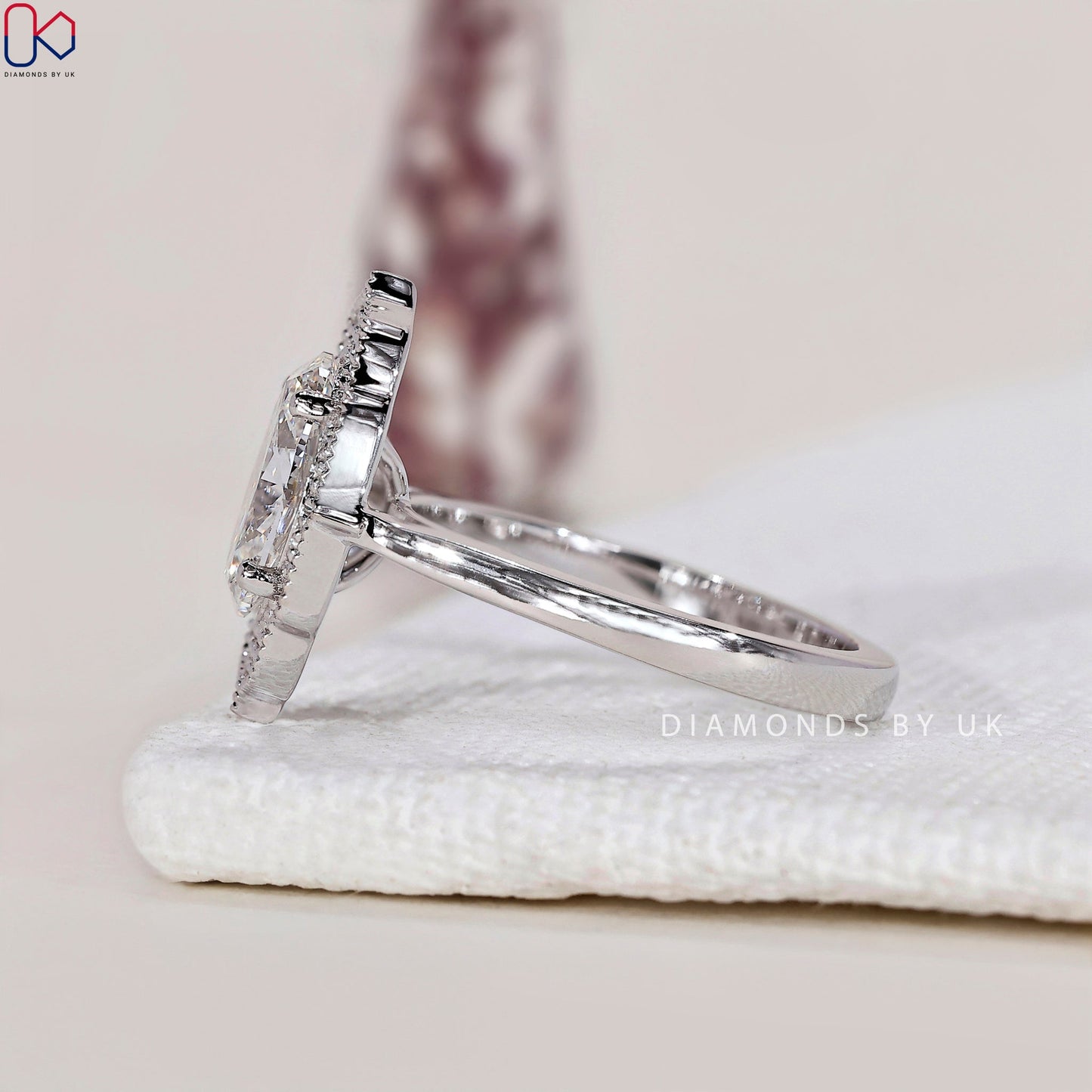 Oval Halo Engagement Ring – Cathedral Setting