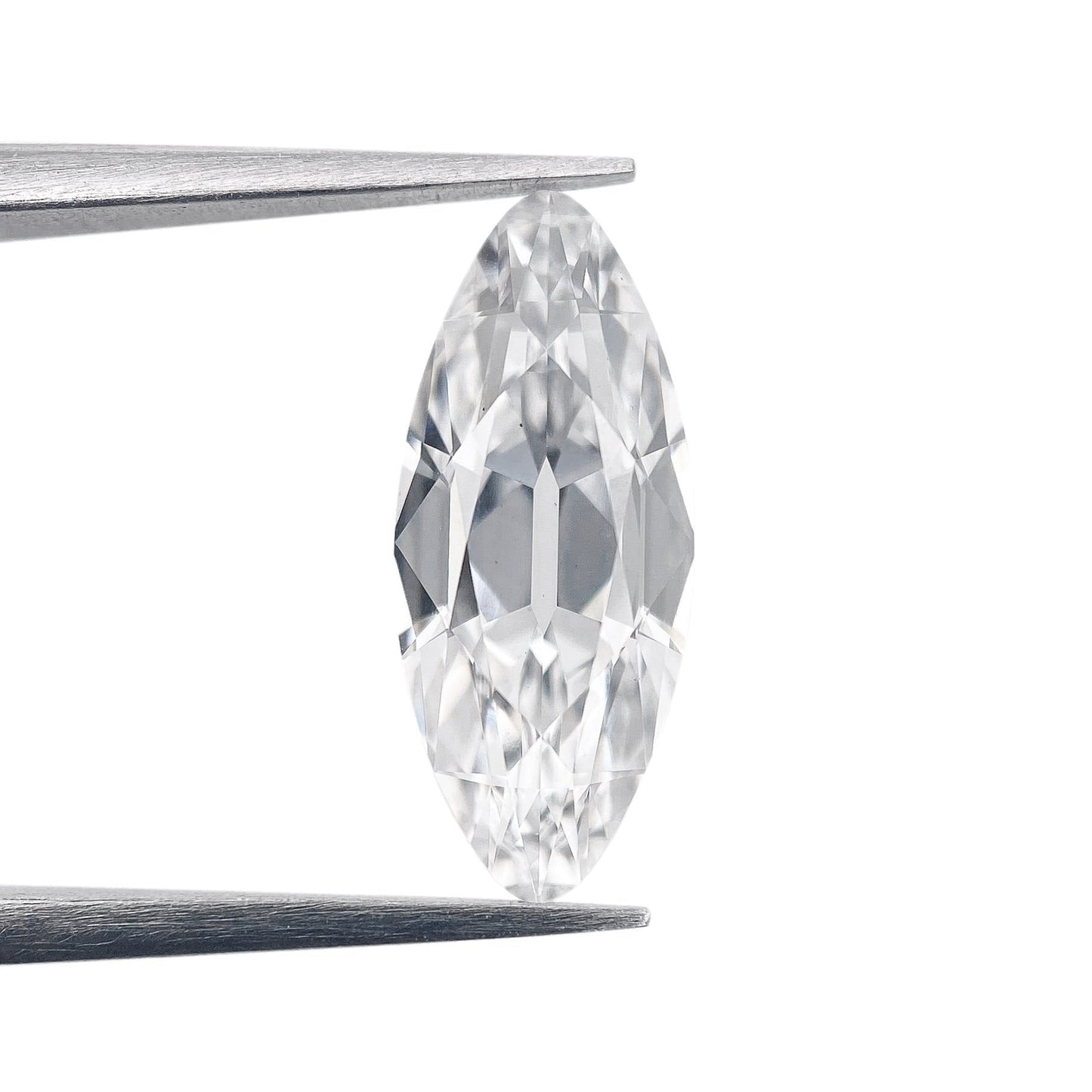 1.61ct | E/VS2 Oval Shape Old Mine Cut Lab Diamond (IGI)