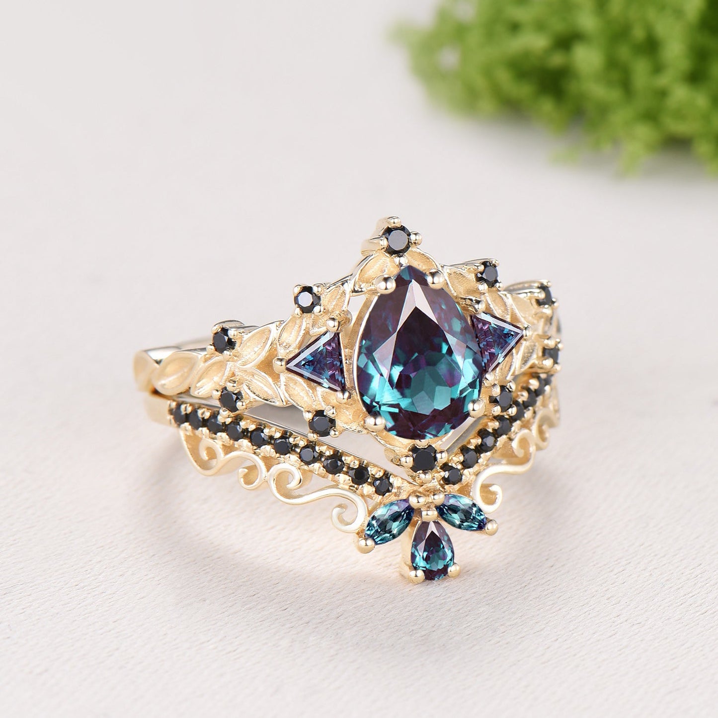 Vintage Pear Alexandrite Engagement Ring Set, 14k Rose Gold, Black Spinel Leaf Vine