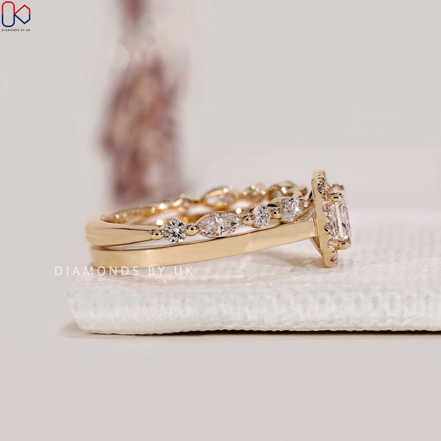 Emerald Ring with Wedding Band Yellow Gold Bridal Set