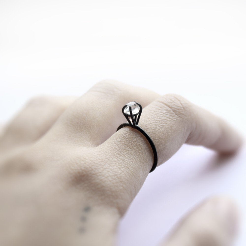 EYE RING