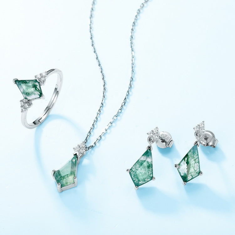 Danity 7x12mm Kite Cut Moss Agate Necklace Pendant