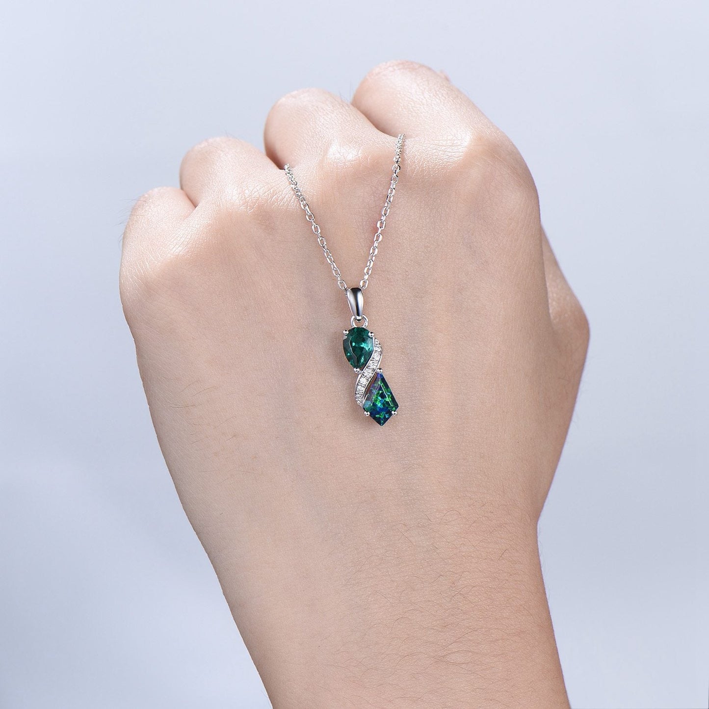 Unique Kite Cut Black Fire Opal Pendant Necklace Women Alternative Moissanite Pear Shaped Emerald Necklace Vintage Snake Anniversary Gifts