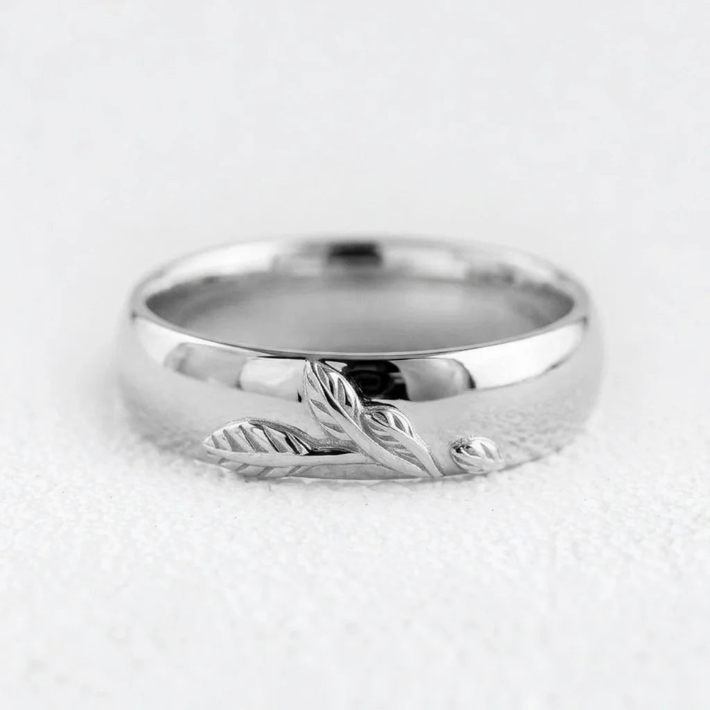 Marcus’s Vein | Artisan Men’s Wedding Band