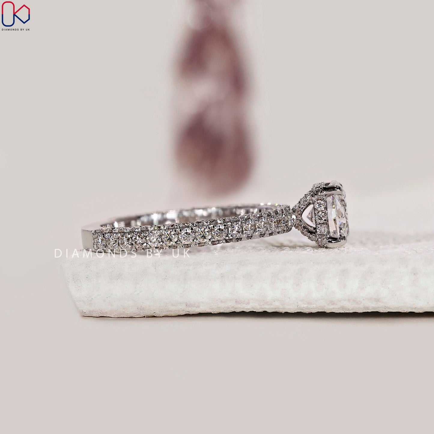 Round Diamond Engagement Ring With 3 Side Pave Setting