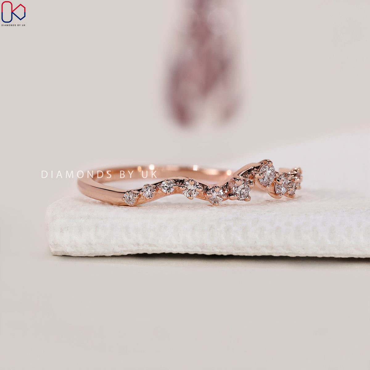 Round Cut Curved Rose Gold Wedding Band