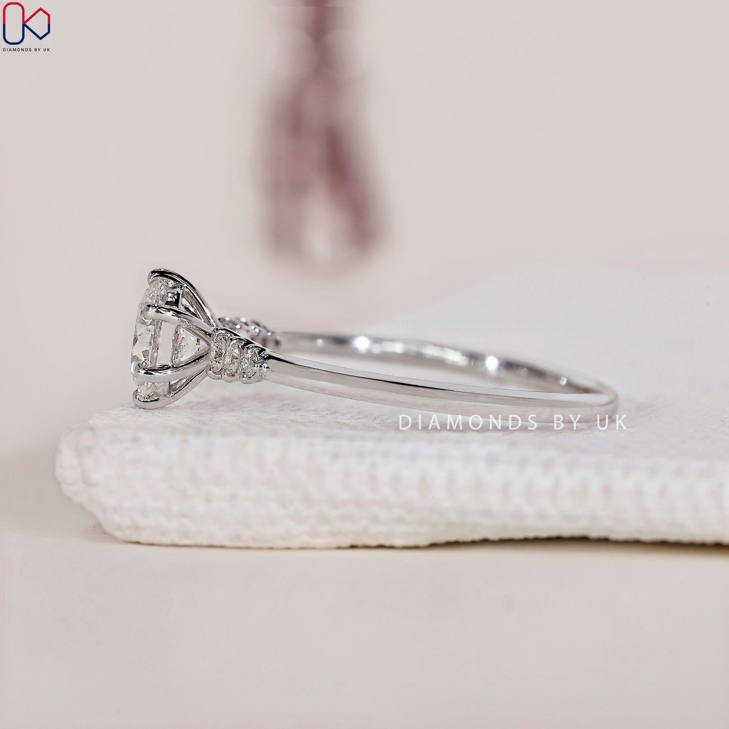 7 Stone Round Cut Diamond Ring