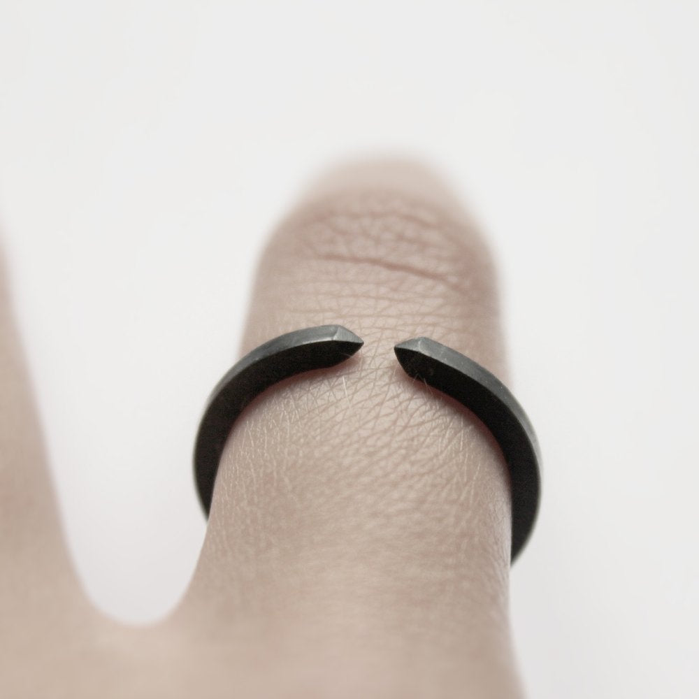TWO CLOSE OXIDIZED RING
