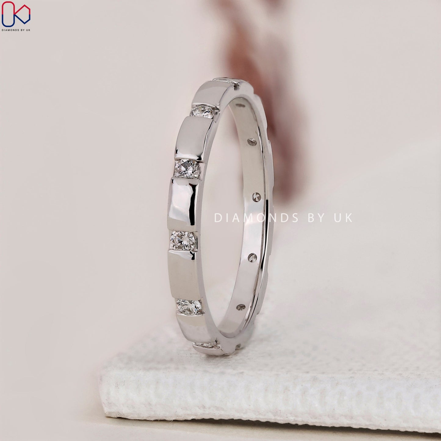 Round Diamond Gypsy Setting Wedding Band