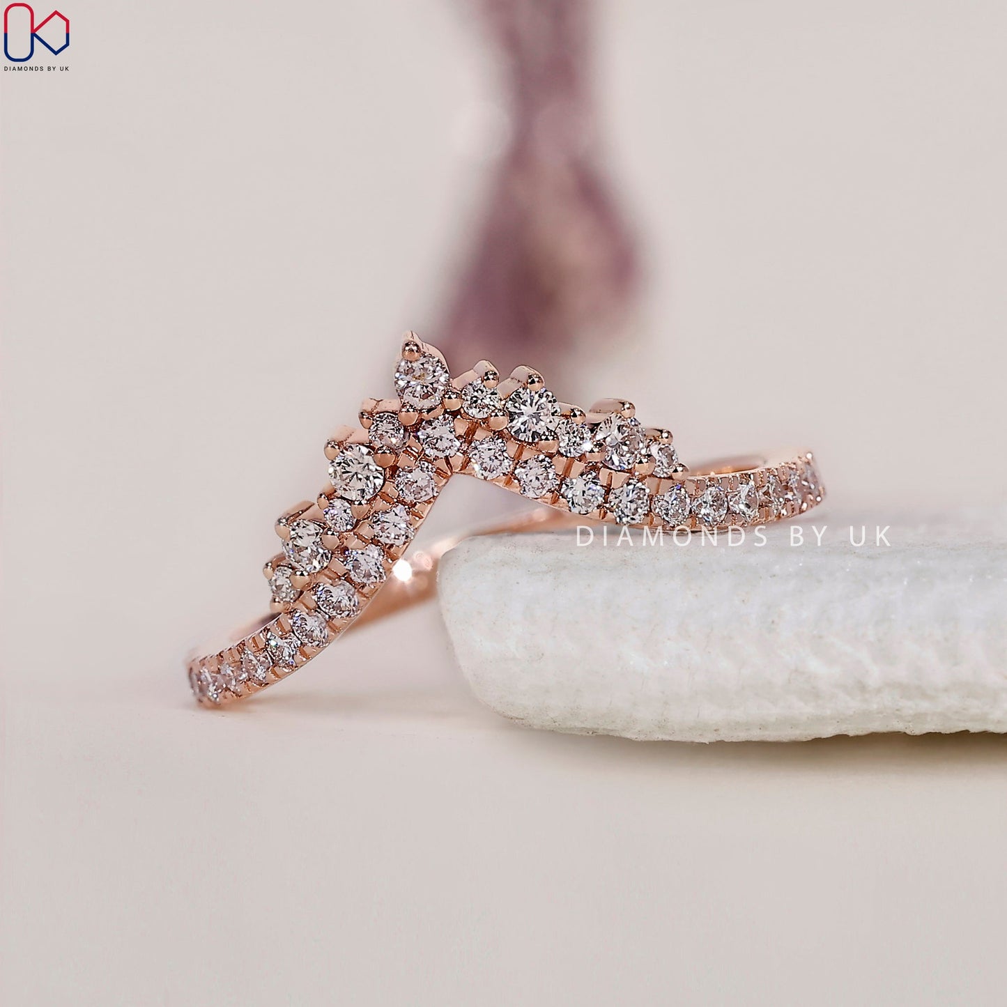 Curved Wedding Band - Rose Gold