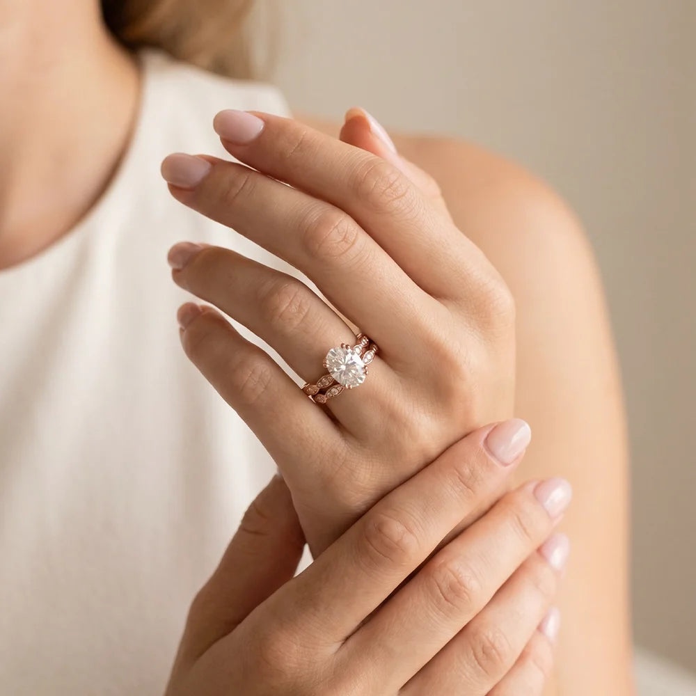 Grace’s Bezel | Oval Lab Diamond Solitaire Bridal Set 2pcs