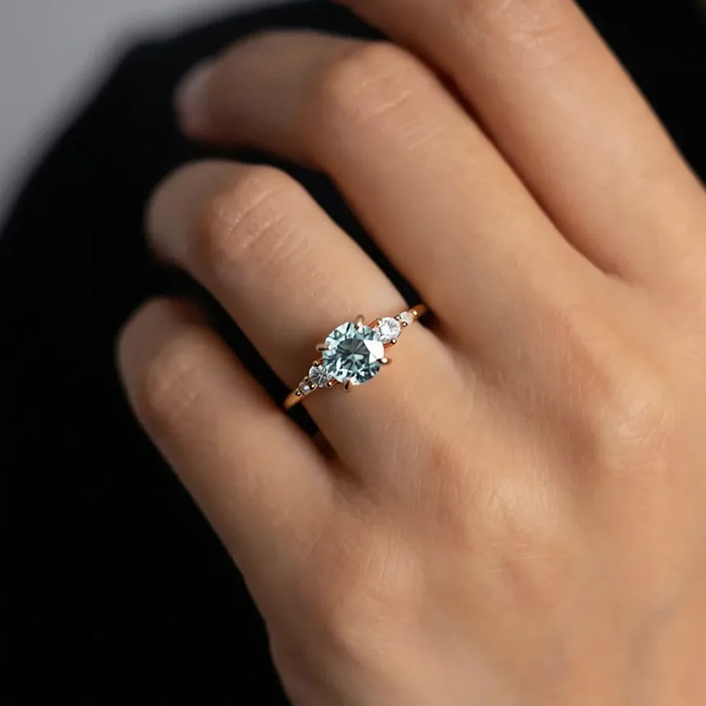 Eveline’s Celeste | 1CT Round Blue Sapphire Engagement Ring