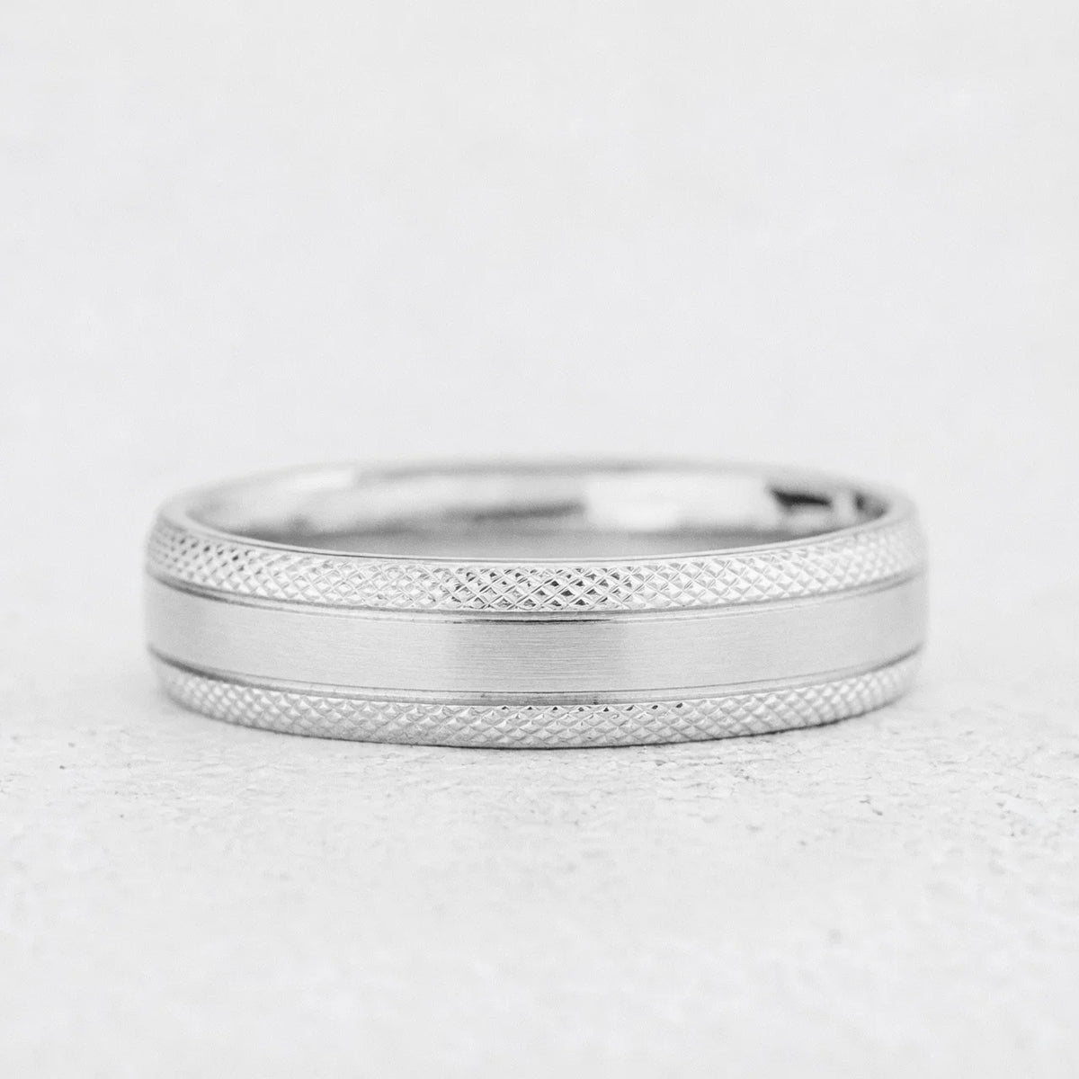 Lattice Edge | Men’s Wedding Band