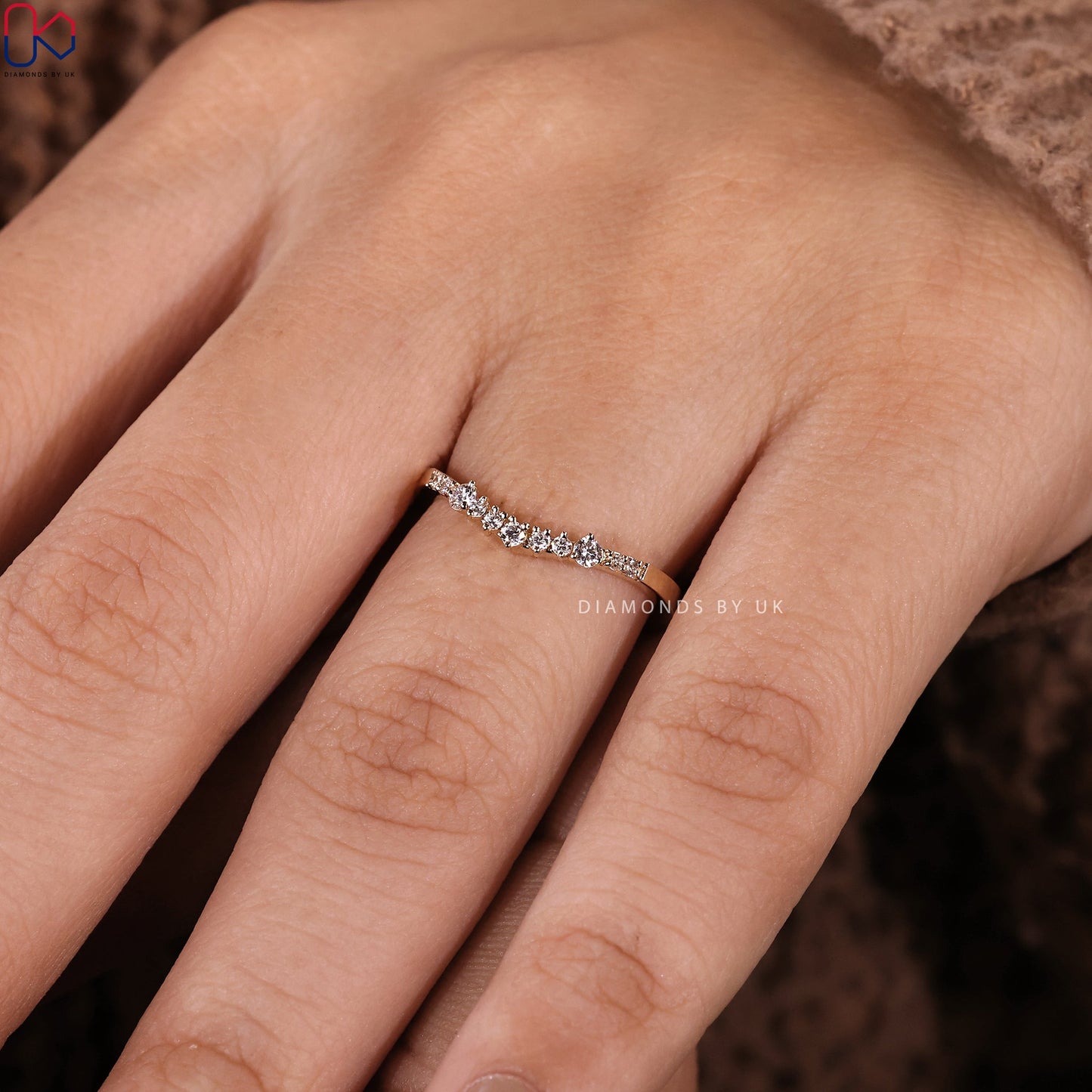 Round Cut Diamond Curved Wedding Band