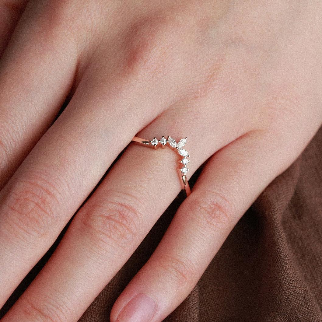 Marquise Shaped Curved Moissanite Gold Wedding Band