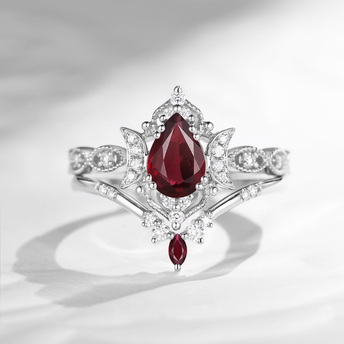 Crescent Moon | Pear Cut Natural Ruby Engagement Ring Set 2pcs - Luna