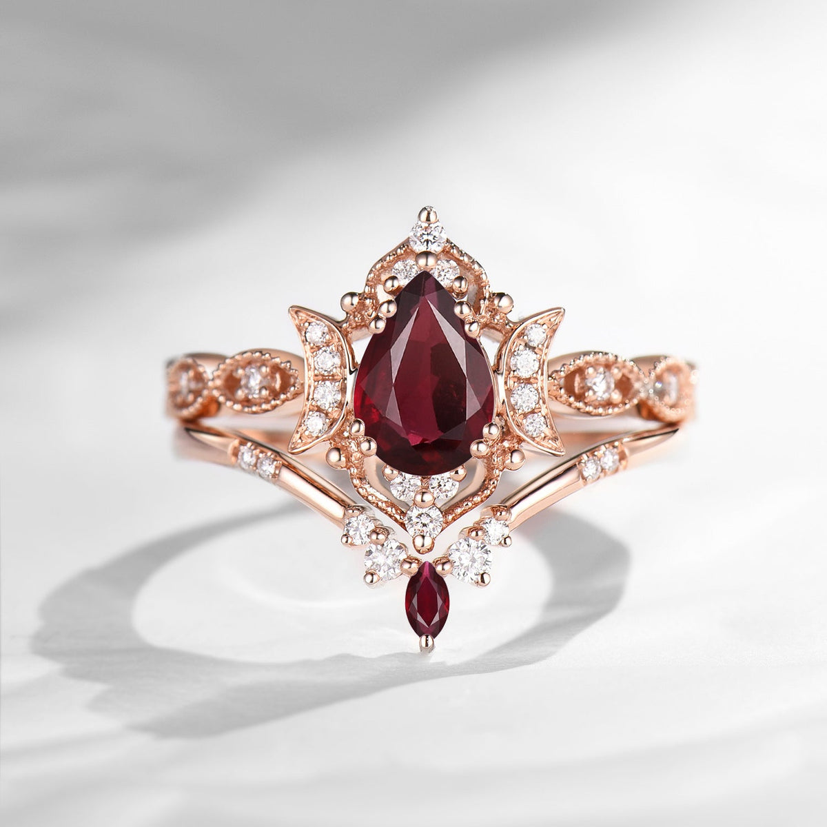 Crescent Moon | Pear Cut Natural Ruby Engagement Ring Set 2pcs - Luna