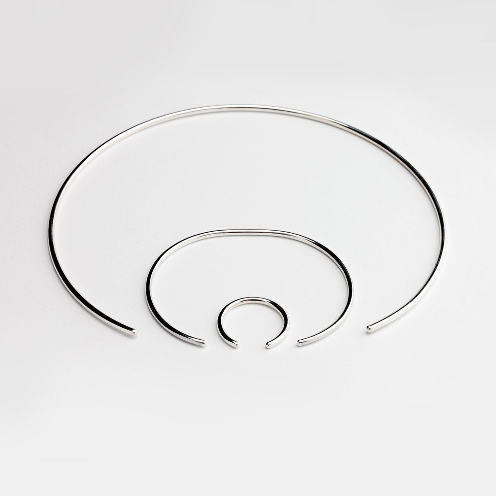ESSENTIAL SILVER CUFF BRACELET