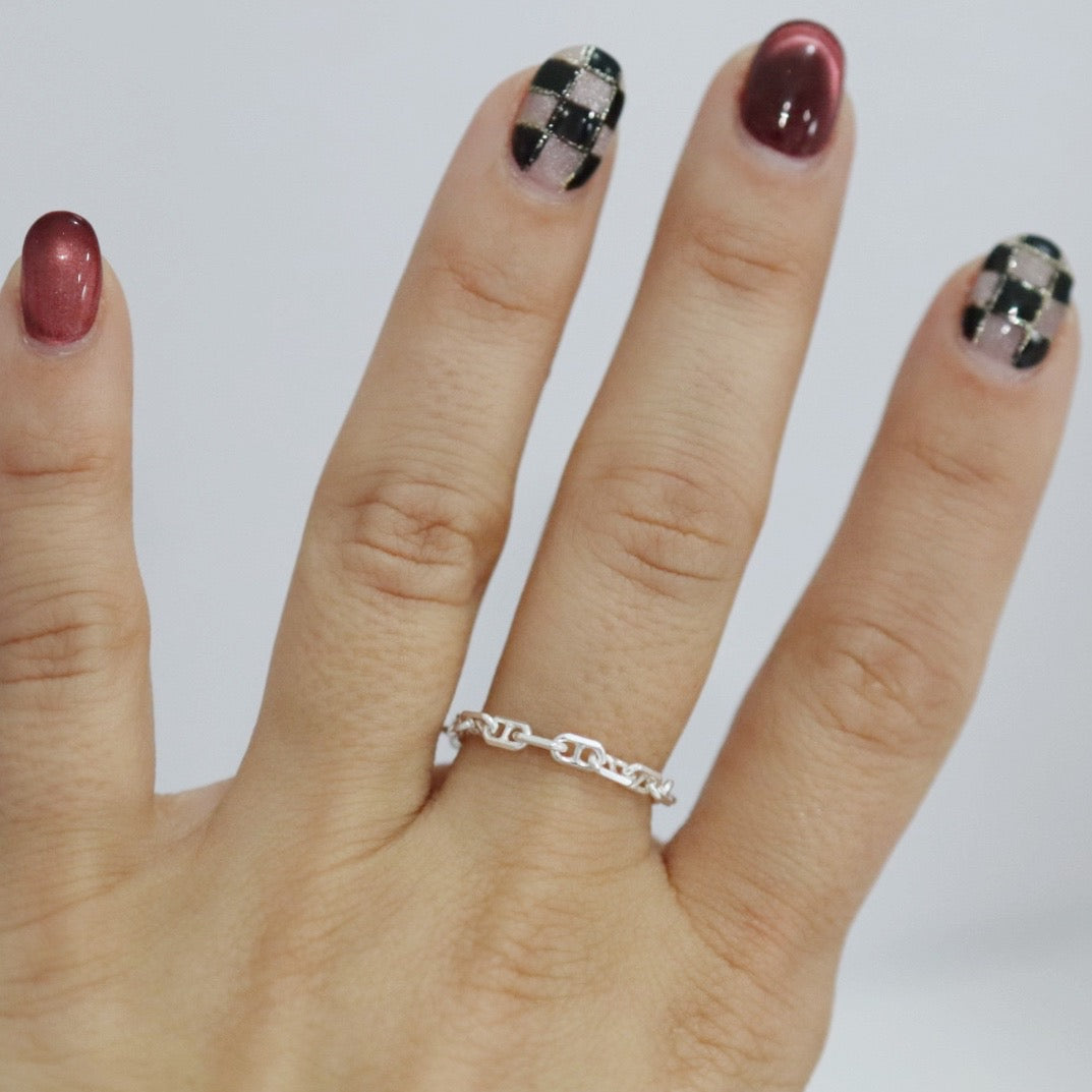 Anchor Chain Ring in Sterling Silver