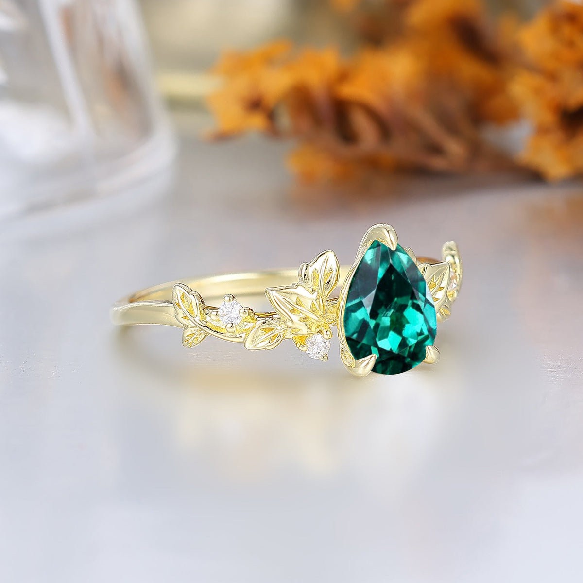 Botanical Pear Shaped Emerald Anniversary Ring For Her Cluster Leaf Style 3 Claw Women Wedding Ring