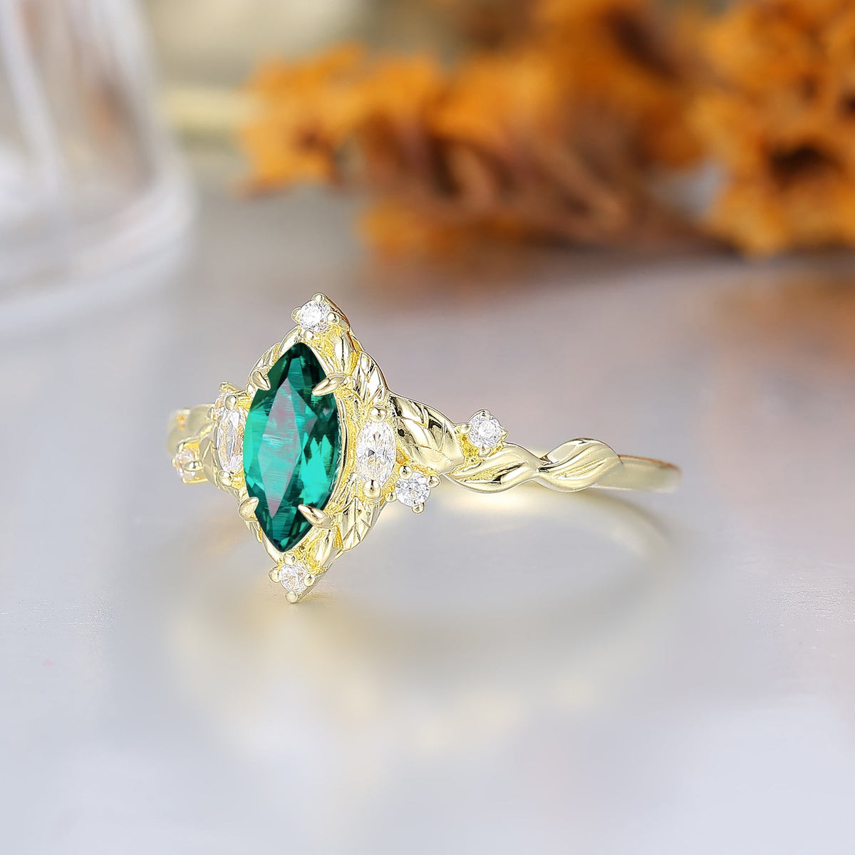 Retro Leaf Cradled Marquise Emerald Women Wedding Ring Noble Claw Prong Emerald Bridal Ring For Her