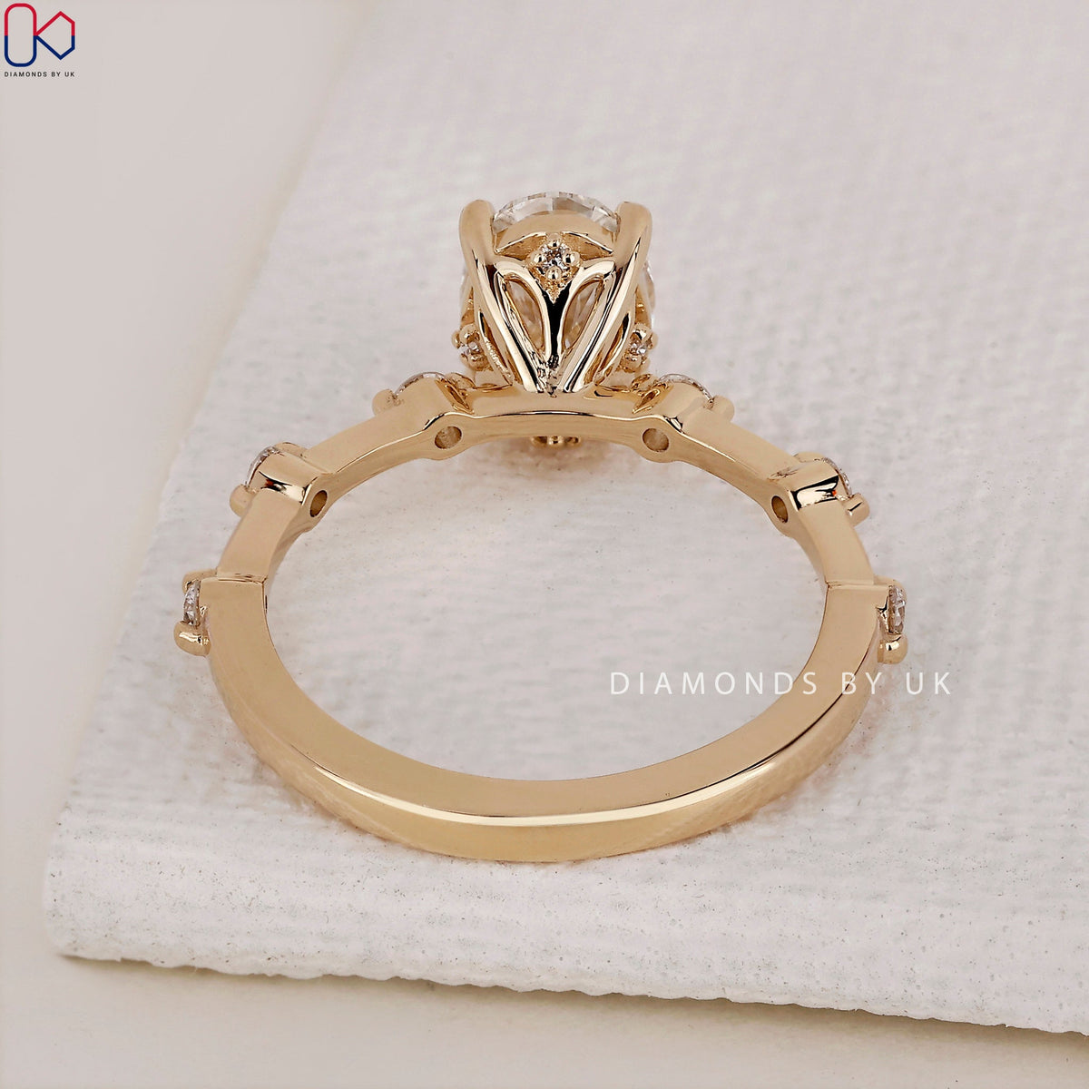 Oval Cut Diamond Ring - Distance Pave
