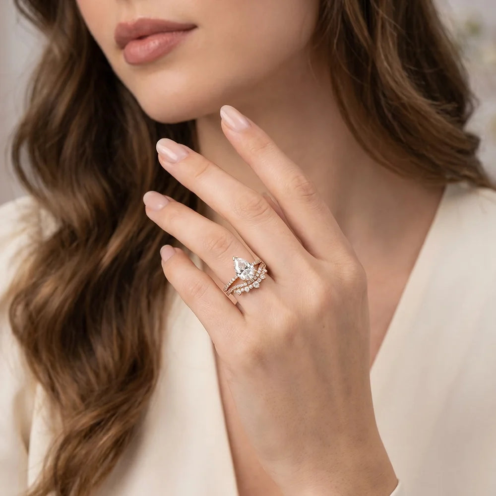 Grace’s Crown | Pear Lab Diamond Solitaire Bridal Set 2pcs