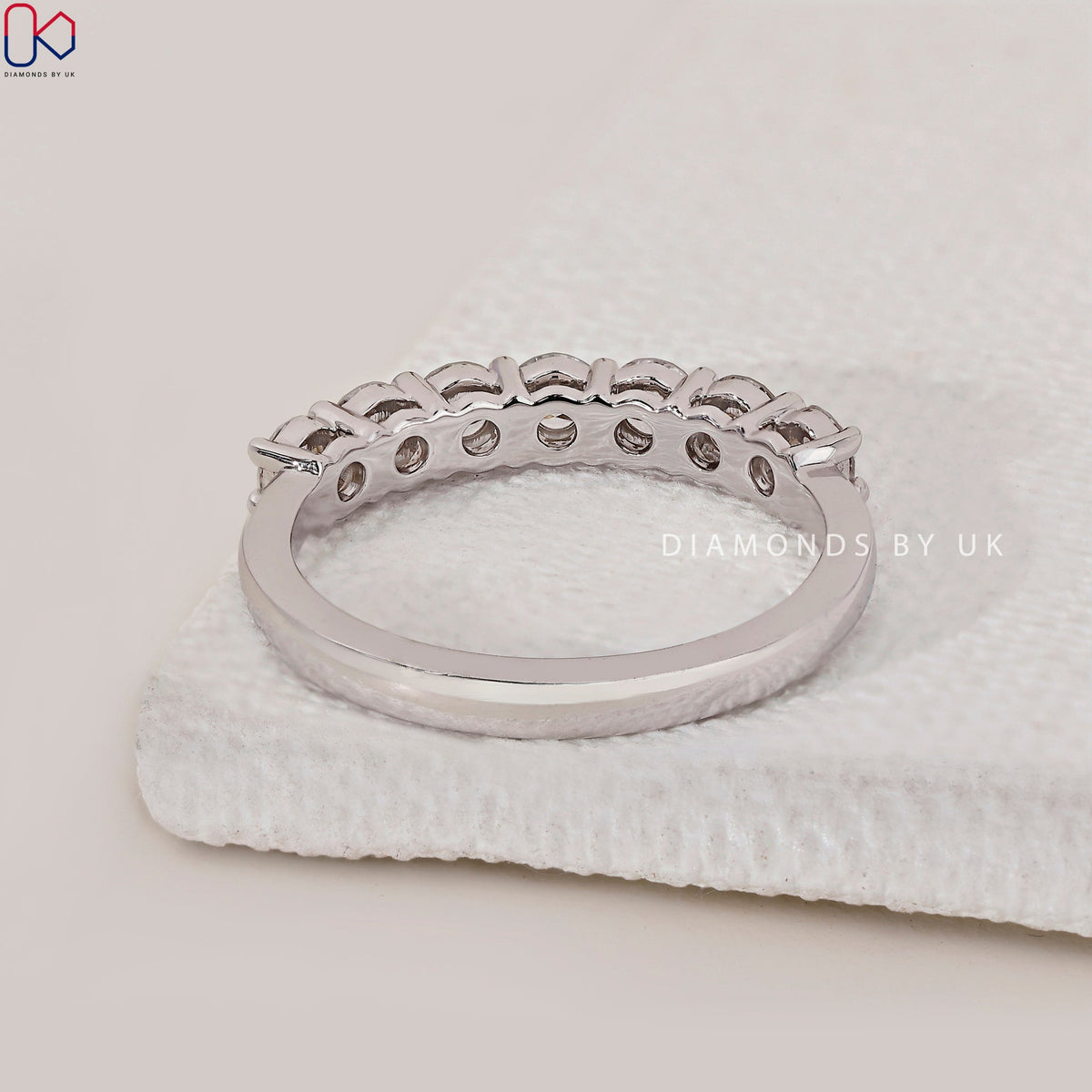 Round Cut 7 Diamond Wedding Band