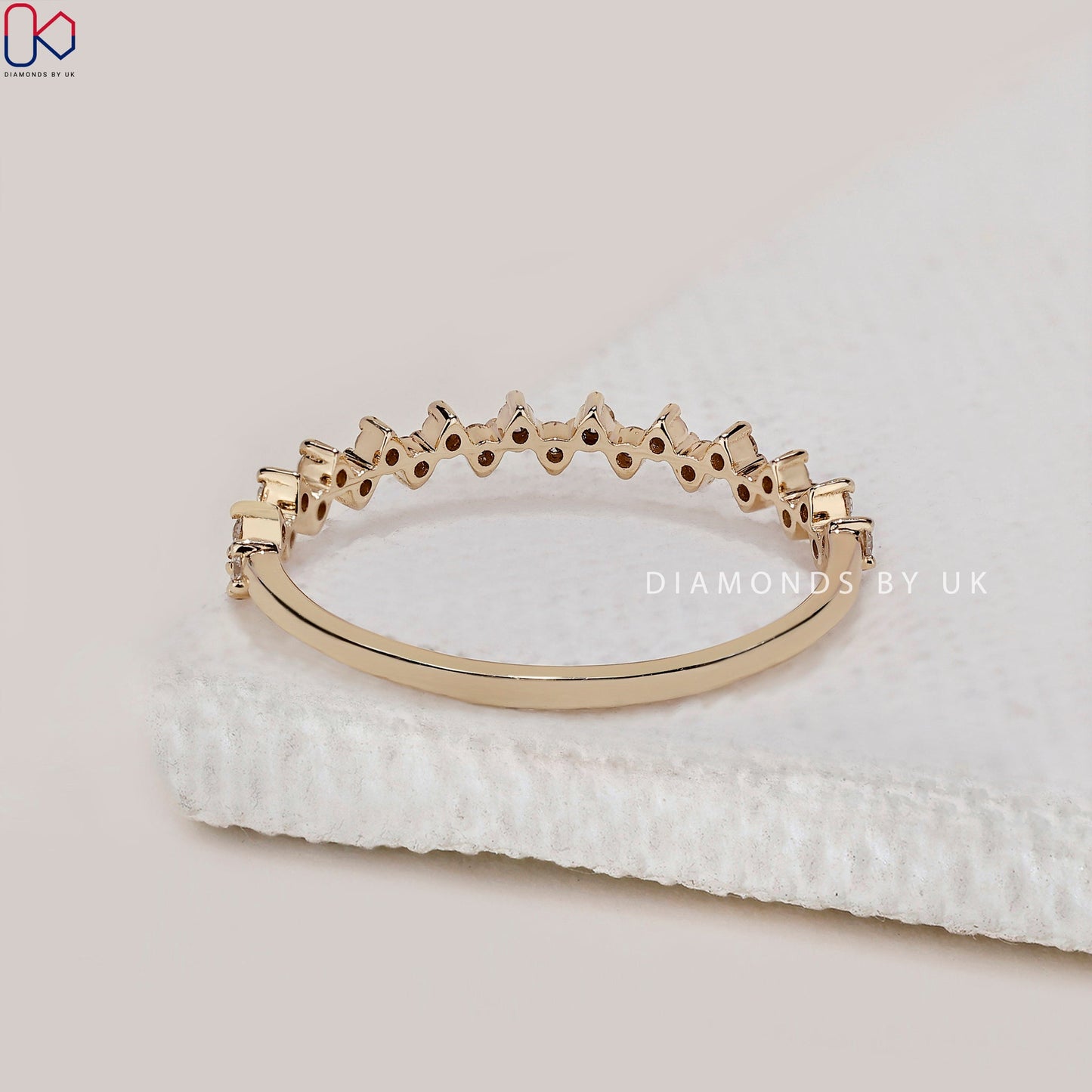 Zig Zag Diamond Wedding Band In Yellow Gold