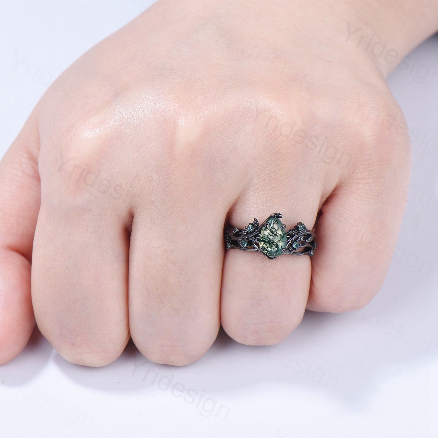 Black gold pear shaped moss agate wedding ring set, Nature inspired green agate twig vine engagement ring set, Leafy bridal ring set for her