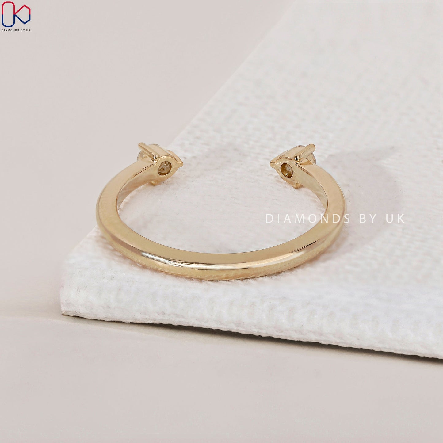 Open Wedding Band - Round Diamonds