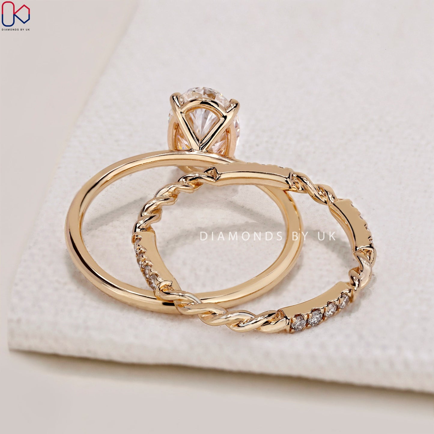 Oval Engagement Ring With Wedding Band