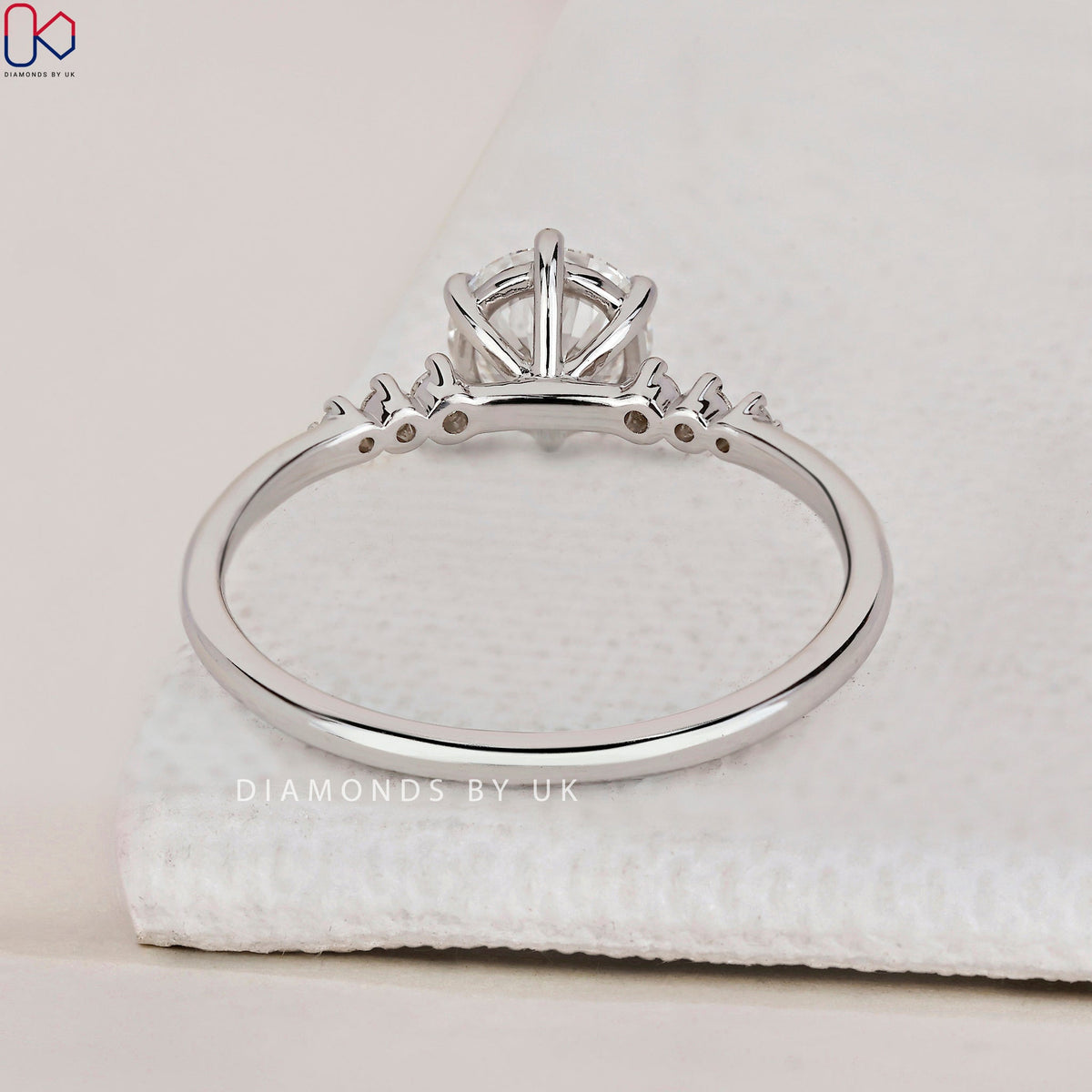 7 Stone Round Cut Diamond Ring