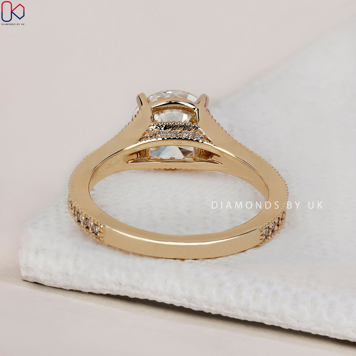 Round Brilliant Cut Diamond Ring - Tapered Pave Set