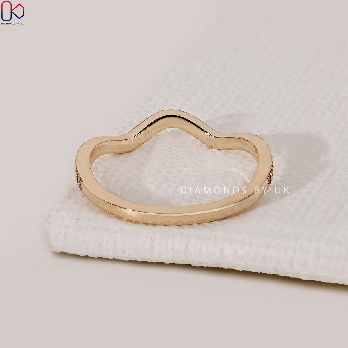 Round Diamond Wave Eternity Band