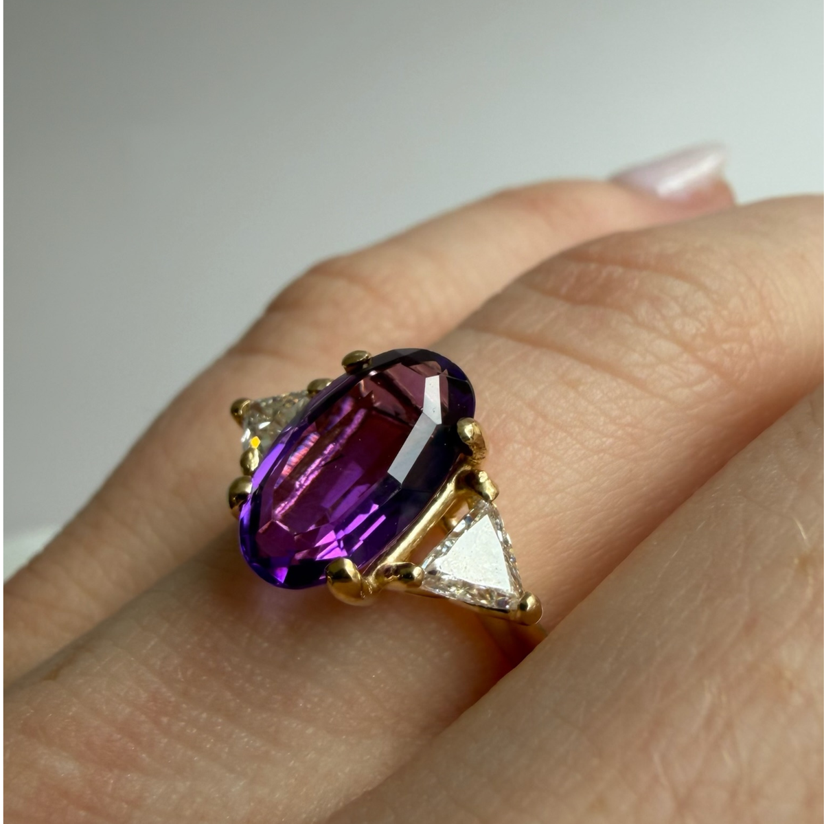 Oval Amethyst and Diamond Three Stone Ring | 14K Yellow Gold