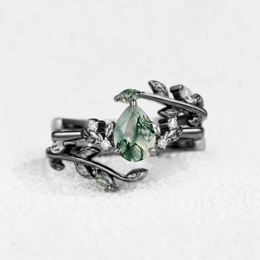 Daphne‘s Verdure | Pear Cut Moss Agate Foliage Bridal Duo