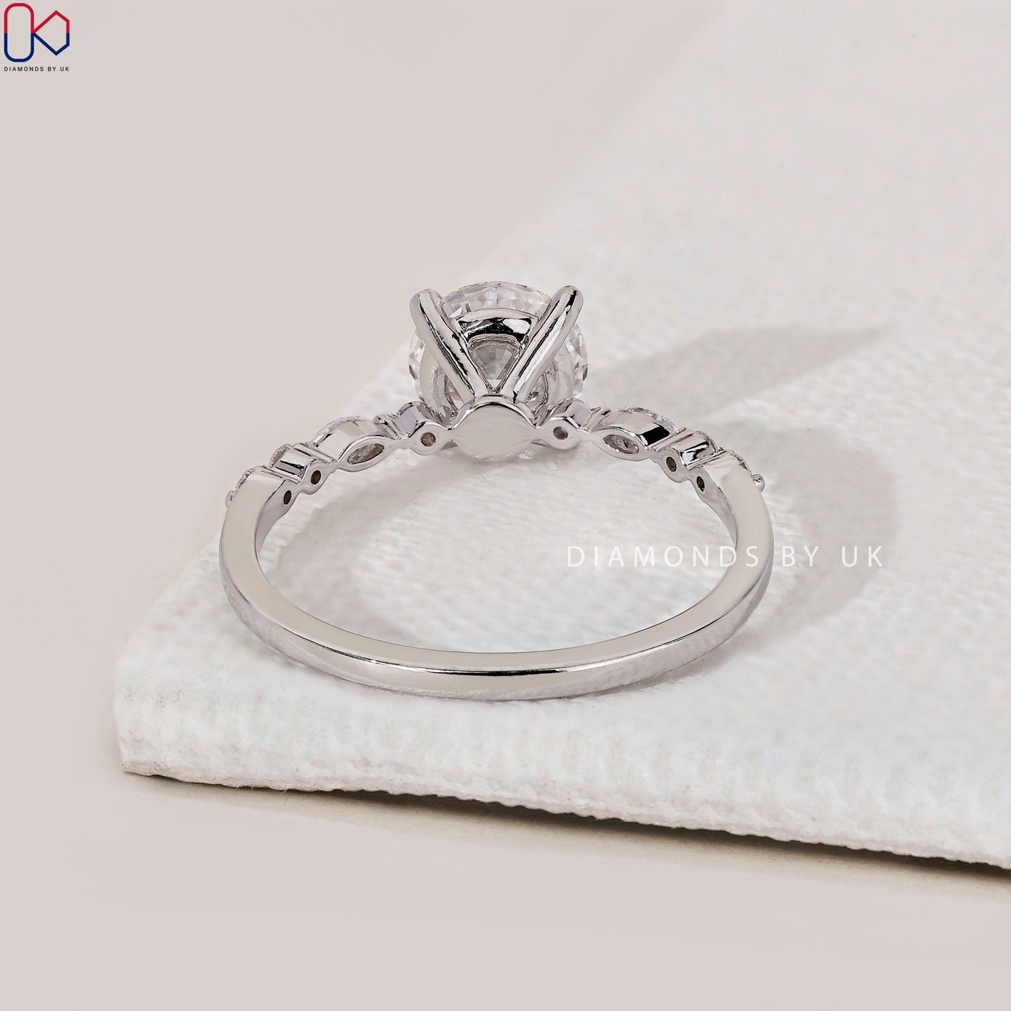 White Gold Round Engagement Ring